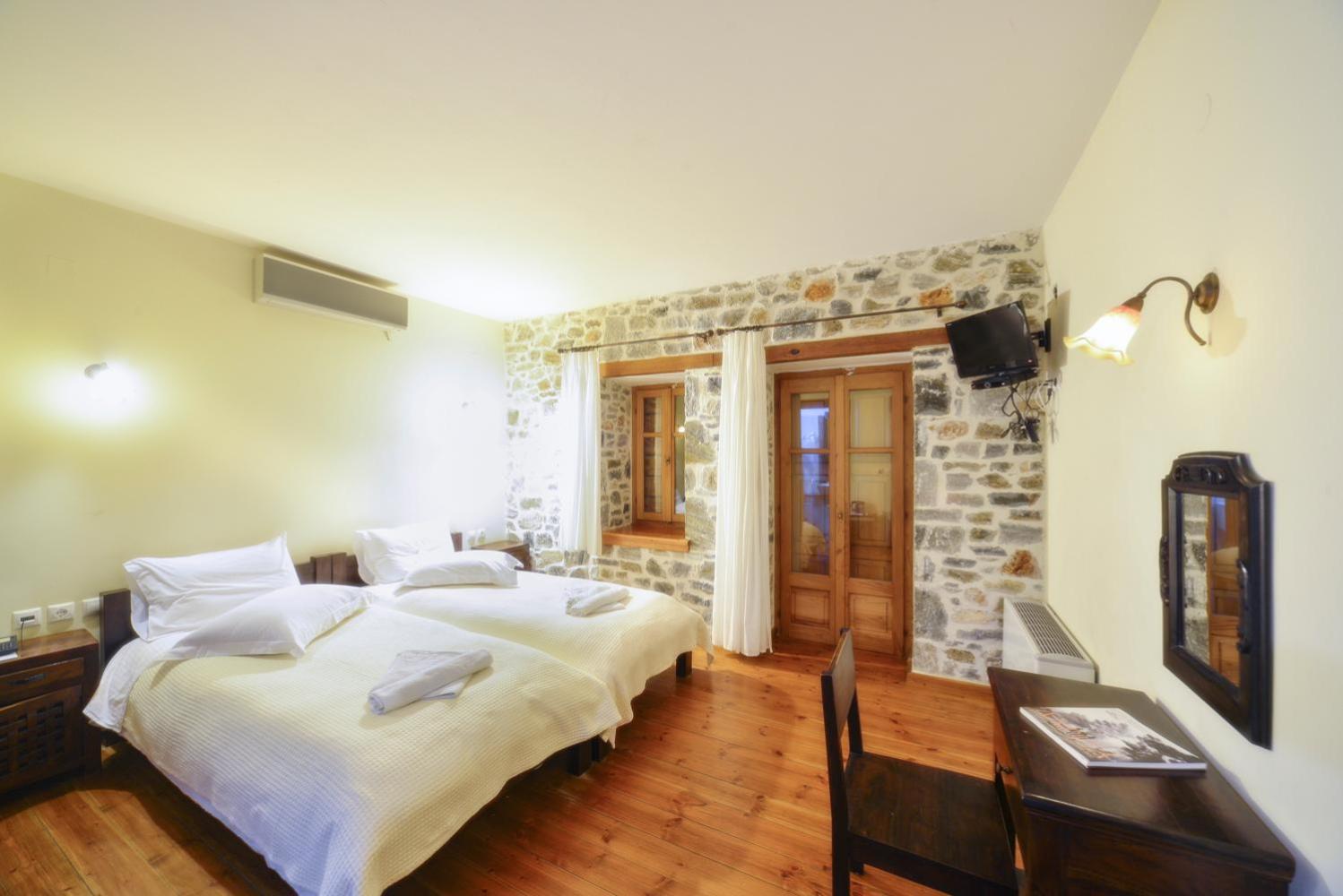 Hotel Eos - Authentic Experience Skíti Pokoj fotografie