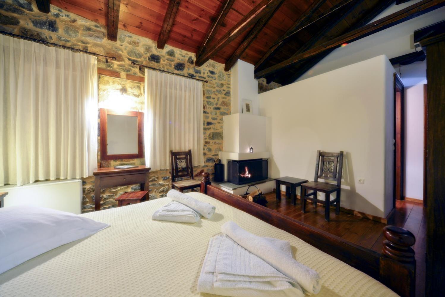 Hotel Eos - Authentic Experience Skíti Pokoj fotografie